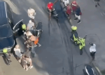 La violenta gresca del domingo, a juicio de la Policía Nacional, no ameritaba consecuencia para los causantes, fue un asunto aislado que se resolvía entre las partes 